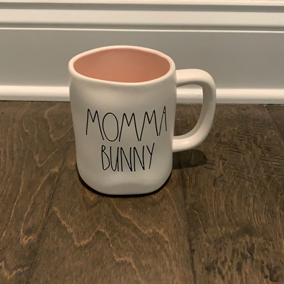 NWOT Rae Dunn Momma Bunny Mug